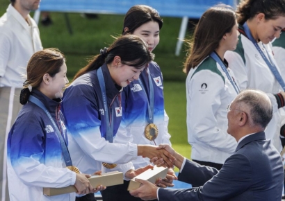 "양궁 그만하고 축구로 와달라"…축구팬들, 정의선에 때아닌 읍소