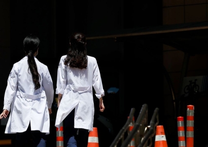 野. 의료개혁 대안 제시…'전국민 주치의제·의정갈등 거버넌스' 제안