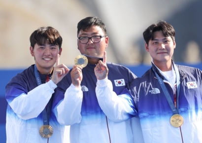 "쏘는 족족 10점" 압도적 실력…男 양궁 프랑스 꺾고 금메달(종합)[파리올림픽]