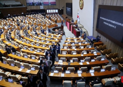 자식 버린 부모는 상속 배제…'구하라법' 9부능선 넘었다