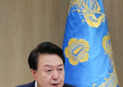 尹대통령 "투기 수요 막아야"…내달 공급확대 부동산 대책 발표