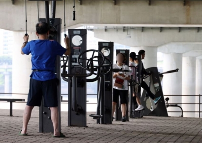 [포토] 이열치열, 폭염 이기는 운동