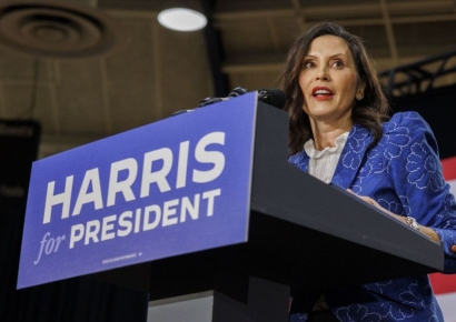 "해리스 지지" 백인 남성 6만명 모였다…55억 모금