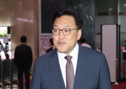 [포토] 신임 김병환 금융위원장