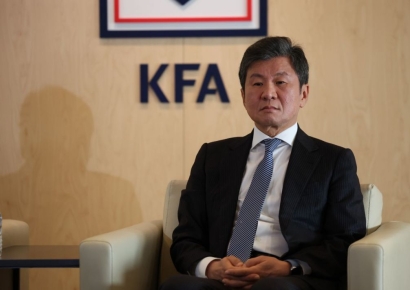 축협 회장은 '국민욕받이'라던 정몽규…"내 점수 10점 만점에 8점"