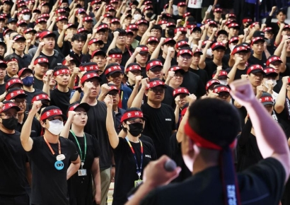 삼성전자 勞, 집행부 재신임…내년에 3년치 임금협상 재개할듯