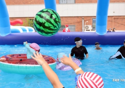 [포토] 수박 받아라