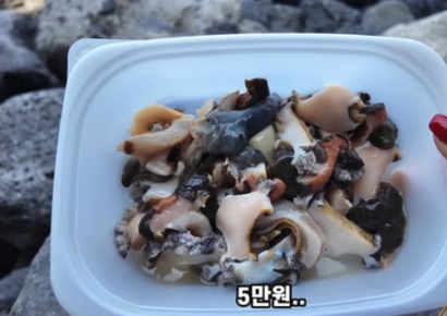 "이게 5만원?"…제주 용두암 노점, '바가지 논란' 끝에 자진철거