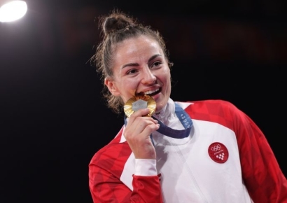 "금메달리스트 아버지가 관중석서 20대 성추행"…파리서 체포