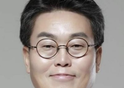 '원년 참모' 강훈 대통령실 정책홍보비서관 사의
