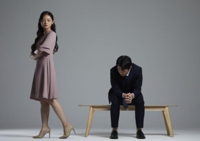 "내조 안하는 아내…외모만 보고 한 결혼 후회되네요"