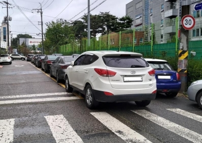 불법주차로 3년째 고통받는 주민들…공무원도 두 손 든 이곳