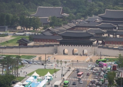 [포토] 여름 휴가철, 평소보다 한산한 도심