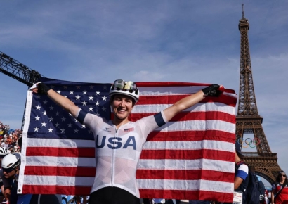 월가 회사 그만둔 지 4년만에…'하버드 출신' 금메달리스트의 사연[파리올림픽]