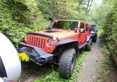 계곡 가는 길 막아버린 동호회…항의하니 "알아서 해라"