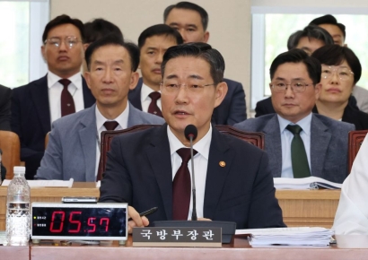 신원식, 블랙요원 명단유출 관련"정보업무 큰 공백 없어"