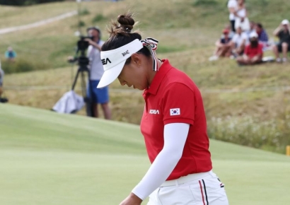 韓 여자 골프 2라운드 반등 실패…양희영 14위[파리올림픽]