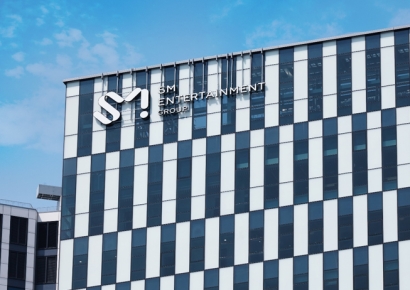 SM엔터, 직원 1인당 50주씩 스톡그랜트 지급