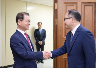 이원석 총장, 이정식 고용부장관 접견…노동사건 공동대응 논의