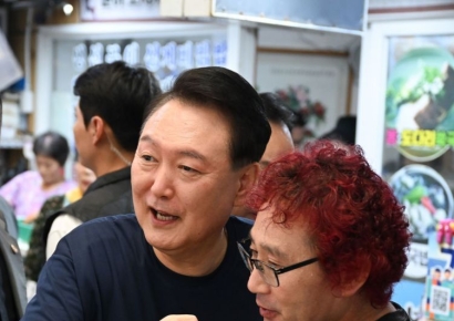 여름휴가 마친 尹…'거부권·특별사면·영수회담' 현안 살핀다