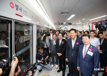 [포토] 별내선 개통식 참석한 오세훈 시장-김동연 경기도지사