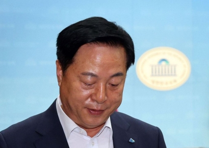 김두관 "민주당 중앙위, 당헌 수시로 뜯어고쳐…정상적이냐"