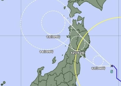 태풍 '마리아' 日 혼슈 동북부 상륙 "최악 폭우 예상"