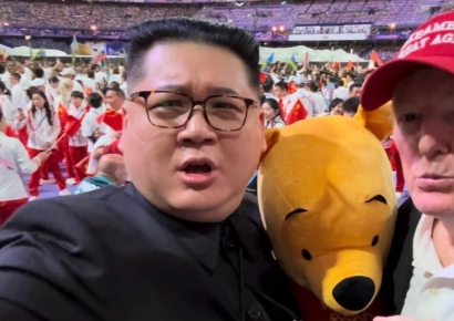 북·중 역린 건드린 가짜 김정은, 가짜 트럼프와 '투샷' 올렸다 쫓겨나