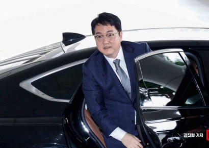 심우정 총장, 임기 첫날 출근 근무상황 점검…김건희 여사 사건 숙제