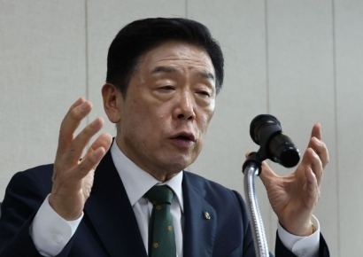 대통령실 "건국절 제정 계획 없다"…독립기념관장 "제정 반대" 해명 