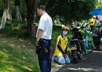 "경비원이 '무릎 꿇어라' 갑질"…수백명 아파트 단지 몰려가 시위, 분노한 中 배달원들