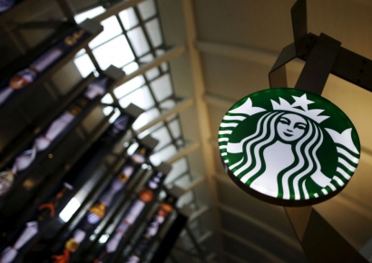 스타벅스 새 수장에 치폴레 CEO…주가 24%대 폭등