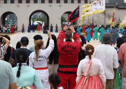 "한국 가느니 중국이나 일본 갈게요"…태국서 번지는 '밴 코리아'