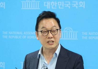 '명팔이' 정봉주, 득표율 6위까지 급락…최고위원 입성마저 실패하나