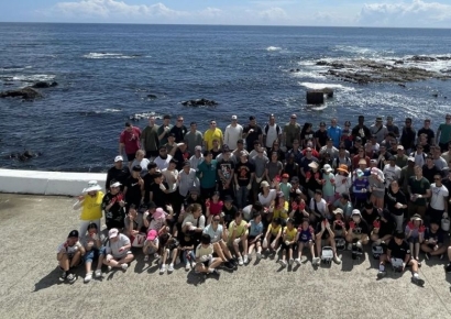 포항의 산토리니, 다무포하얀마을 만들기 담벼락 페인팅 봉사