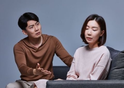 "외출 후 샤워 안하는 아내…재촉하니 발만 씻기도"