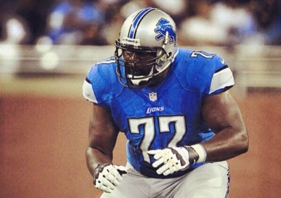 "약을 잘못 먹어서"…고령승객에 소변 보고 난동 부린 NFL스타