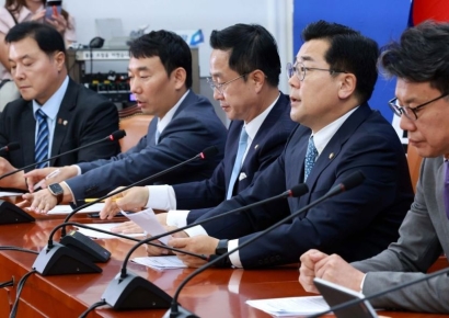 [포토] 박찬대, 尹대통령 겨냥…“진짜 반국가세력 누구냐”