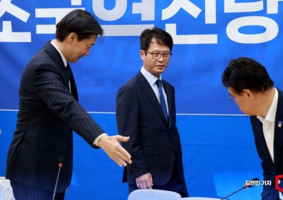 [포토] 조국혁신당, 류제성 변호사 인재 영입