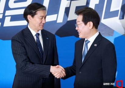 조국, 사면론에 "대통령 권한 언급 부적절…국민이 내 쓸모 판단할 것"