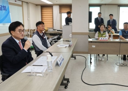 [포토] 민주노총 방문한 국회의장