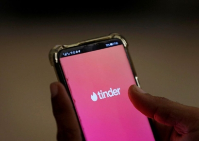 데이트·조깅 앱 썼다가 암살…러, 병사들 스마트폰 금지령