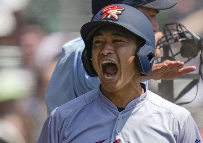 尹 "한국계 교토국제고, 日 '고시엔' 결승 진출 진심 자랑스러워"