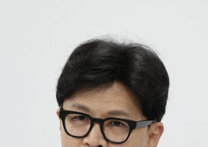 한동훈 "정쟁보다 생산적인 싸움…이재명 쾌유하면 미루지 말고 회담하자"