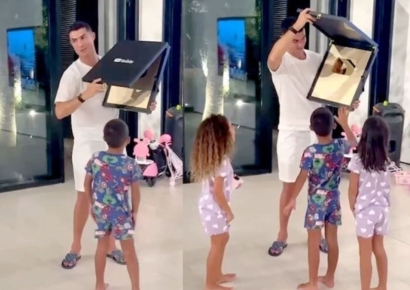 유튜브 신기록 제조기 호날두, 역대 최단 구독자 2700만 돌파