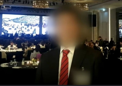 아빠 같은 분이라더니…"아내가 공공기관 이사장과 불륜" 폭로