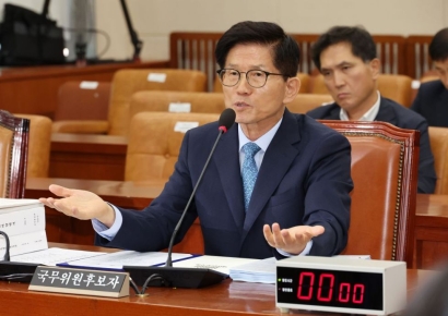 김문수 "일제시대 선조 국적은 日"…야당 퇴장으로 청문회 파행