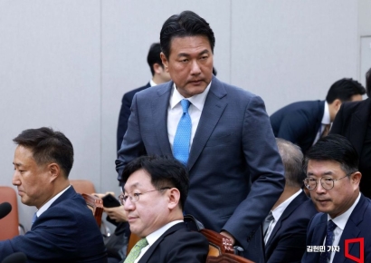 민주 "대통령도 뉴라이트냐" 질문에…"의미도 모르신다"