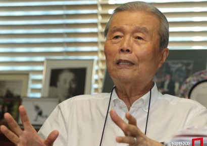 김종인, 헌법존중 TF에 "아주 유치한 발상…대통령 5개월 성취 까먹을 것"