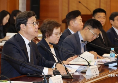 [포토] 발언하는 노연홍 의료개혁특위 위원장